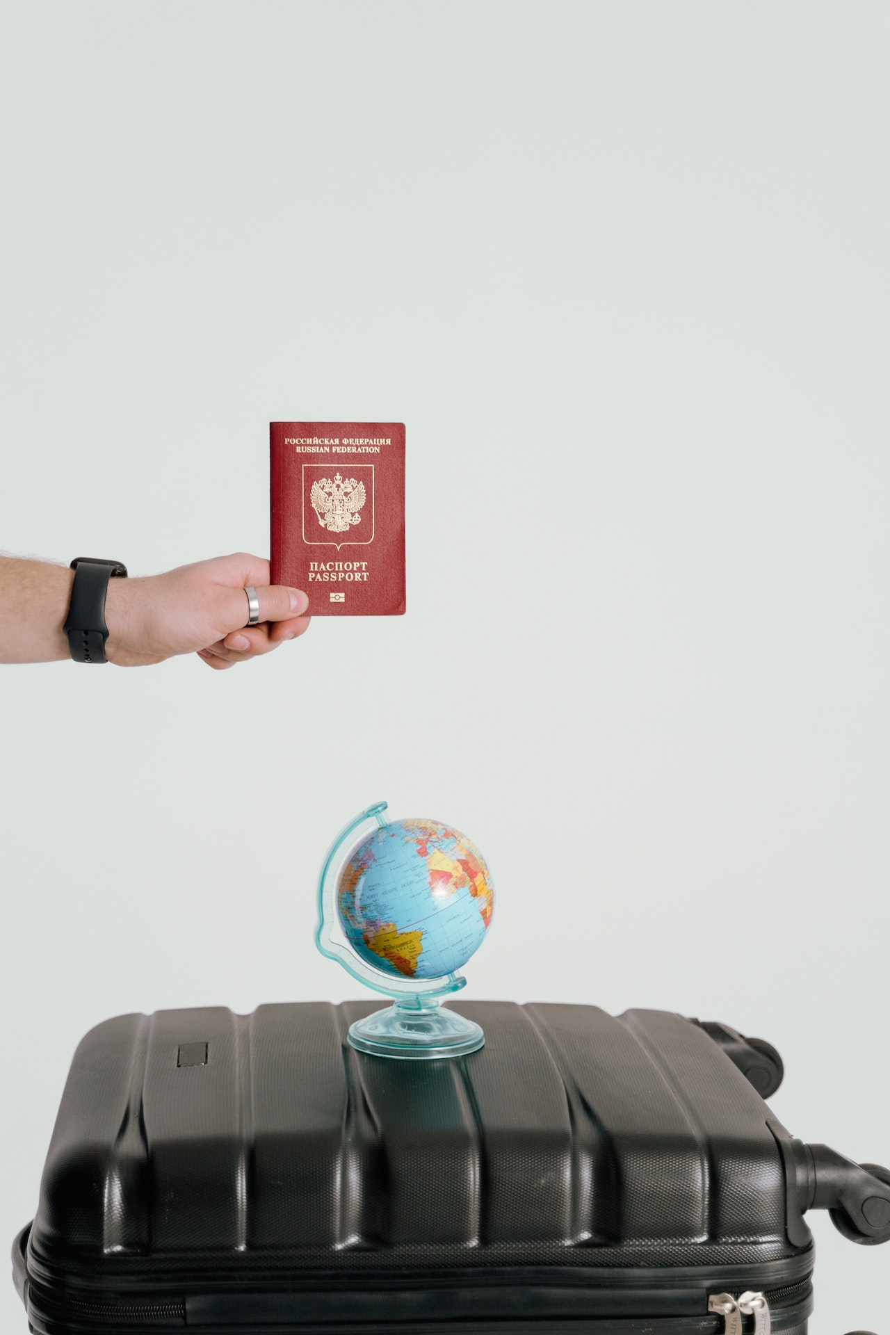 Photograph of airport in UAE air tickets